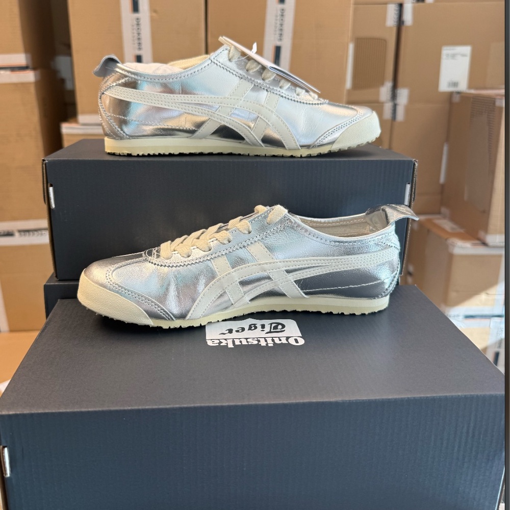 ONITSUKA TIGER MEXICO 66 (SILVER/OFF WHITE)